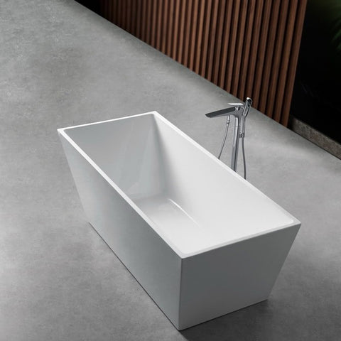 BATHTUB/BONNIE-67"
