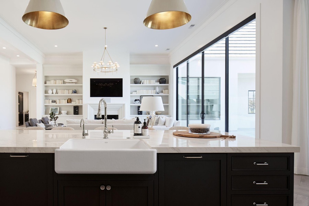 Gallery Image 8 - 2963750