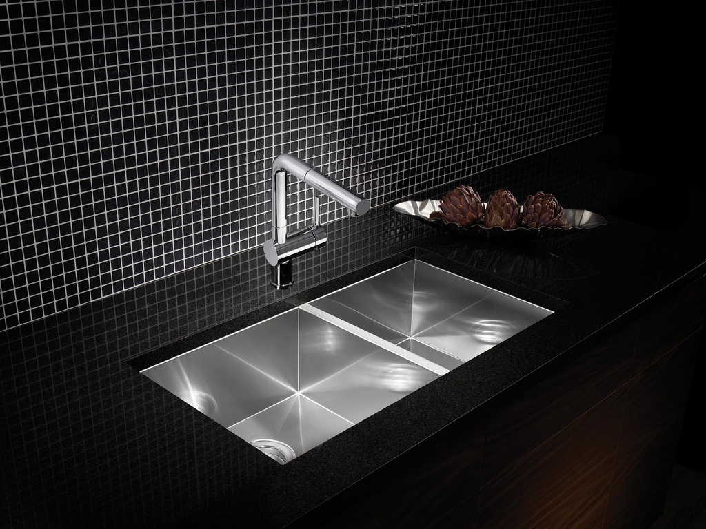 Gallery Image 2 - 1204320